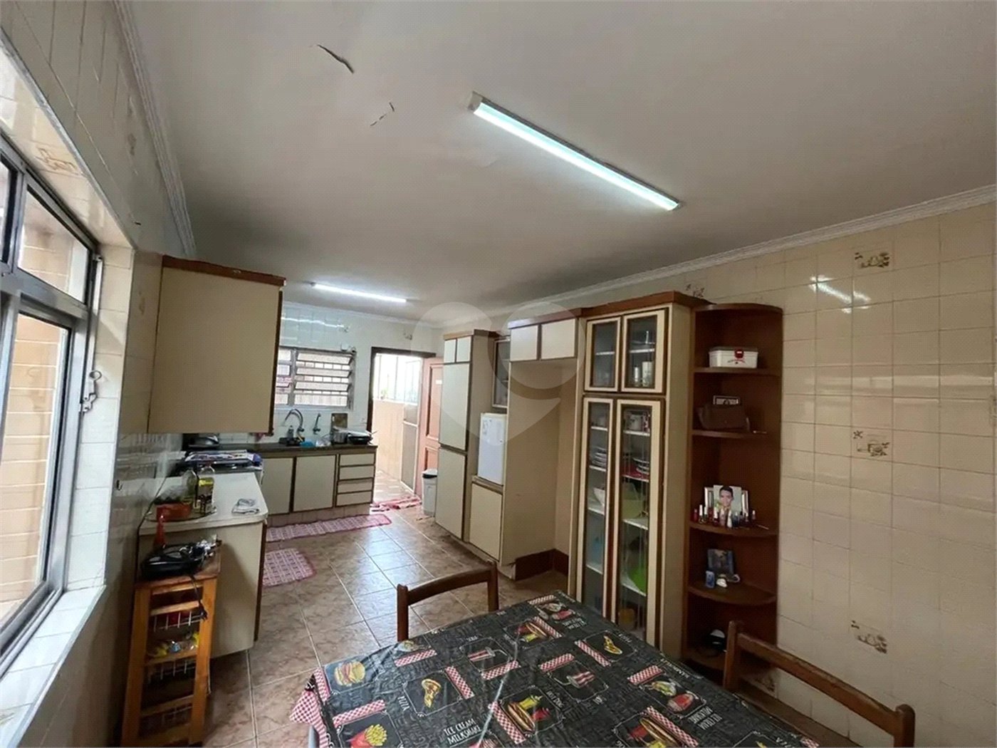 SOBRADO COM 350 M2 ( ABAIXO DO PREÇO DE MERCADO) 3 DORMITÓRIOS 3 SUÍTES SAÚDE