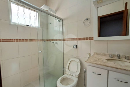 Casa à venda próxima ao SESC com 3 suites