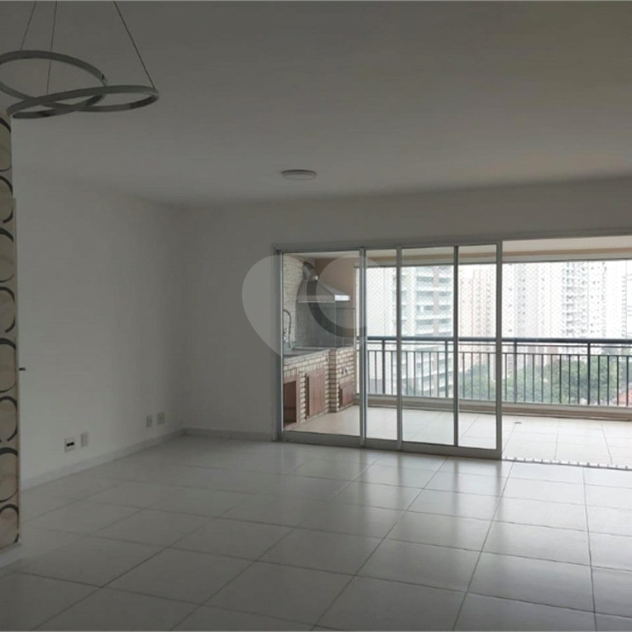 Amplo Apartamento no Belém – 134m², 3 Dorms, 1 Suíte e 2 Vagas!