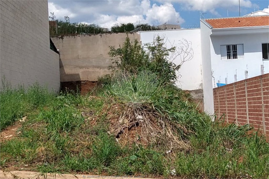 Terreno a venda no Jardim Medeiros