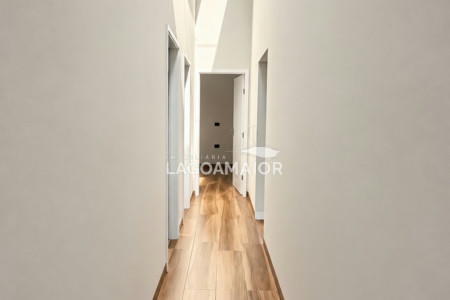 Casa à venda ou para alugar com 4 quartos, sendo 2 suítes, no Centro, Três Lagoas - MS