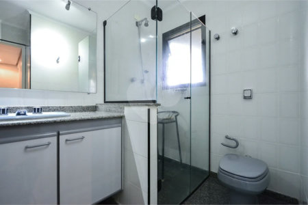 Imóvel de 226m² exclusivo com sala ampla 4 quartos, 2 suítes, 4 vagas Higienópolis