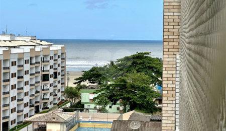 Apartamento à venda com 3 quartos, sendo 1 suíte,  no Centro, Bertioga, SP