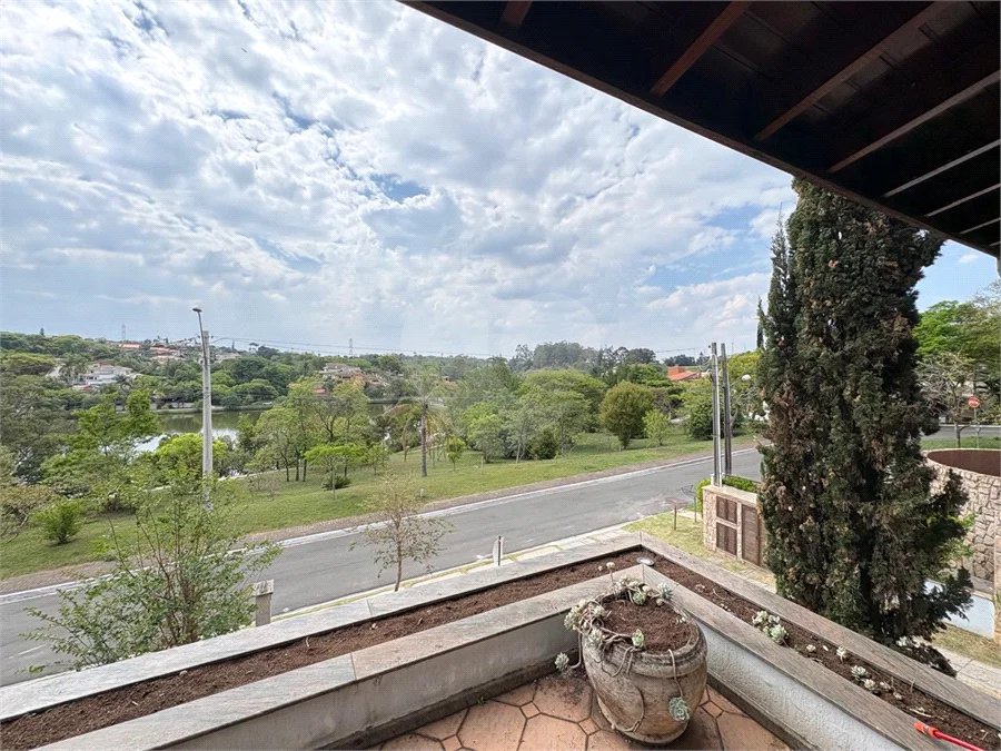 Casa a Venda no Condomínio Vista Alegre - Sede em Vinhedo/SP
