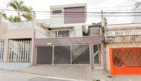 Sobrado à venda com 4 quartos, sendo 3 suítes,  em Vila Formosa, São Paulo, SP