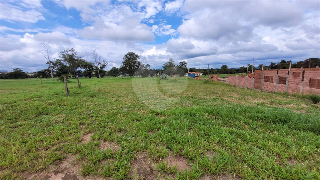 Loteamento Residencial no Condomínio Vila Pinhal do Broa