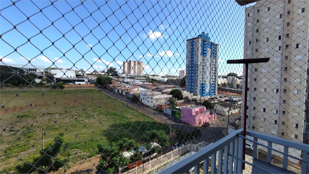 Apartamento à venda com 2 quartos em Recreio São Judas Tadeu, São Carlos - SP