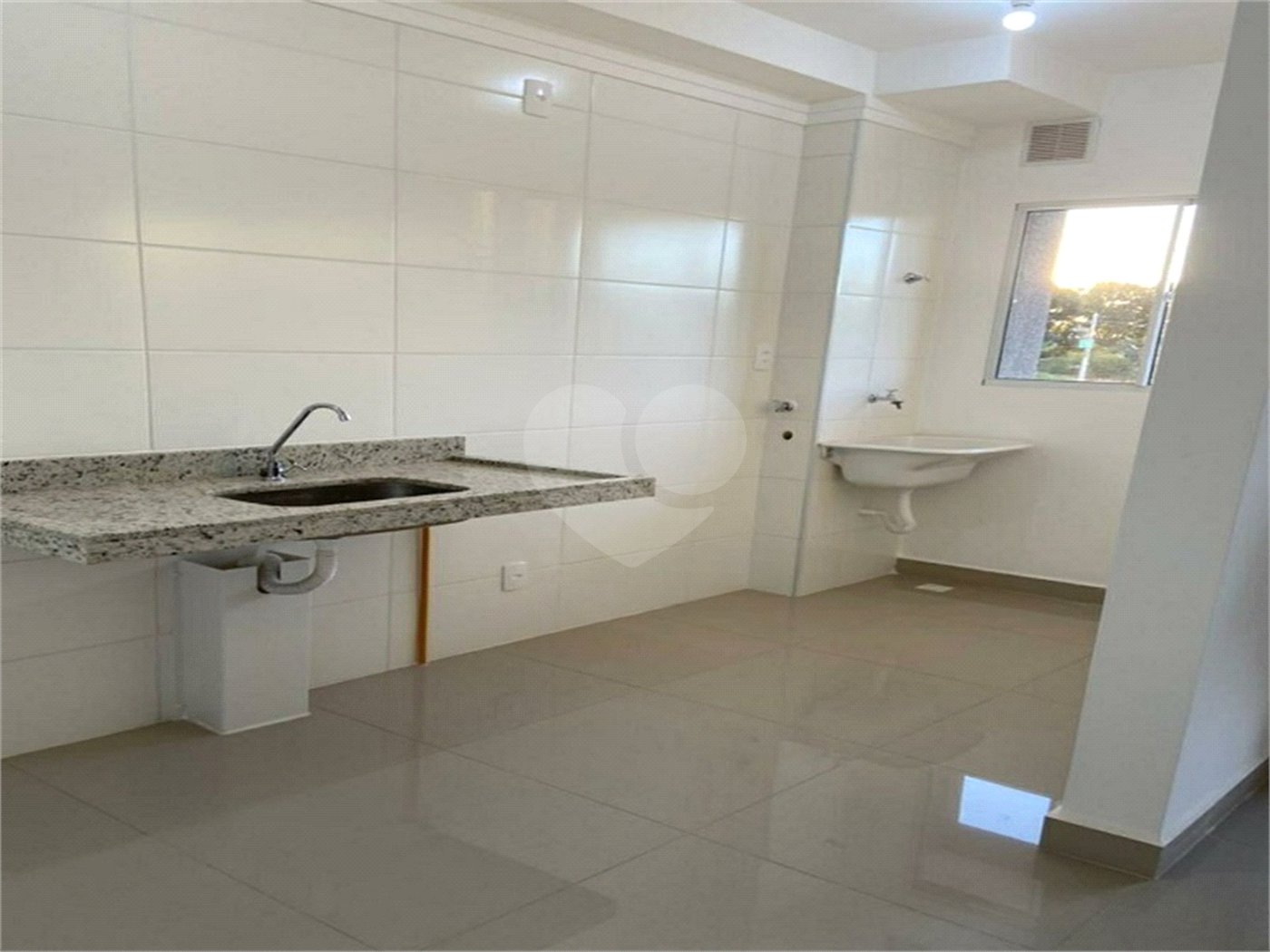 Apartamento no Residencial Flor de Liz
