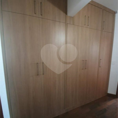 Apartamento Cobertura, no Condomínio Porto Sol.