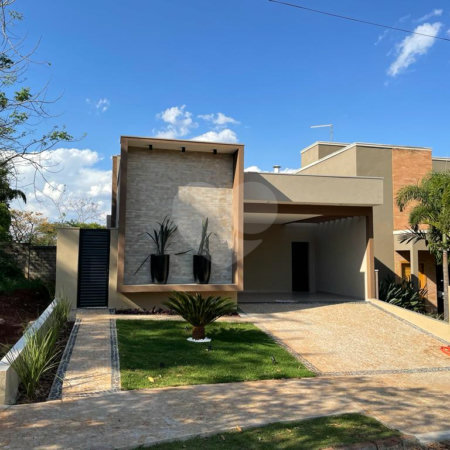 Casa térrea no Condomínio Buona Vita, localizado na cidade de Ribeirão Preto/SP.