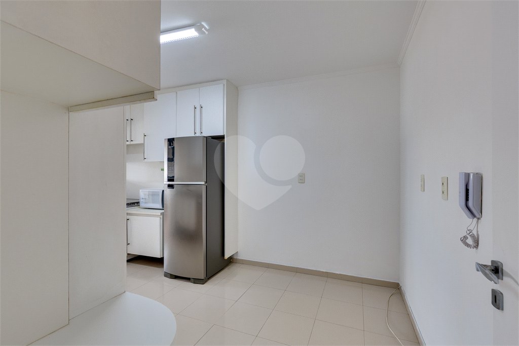 Apartamento à venda com 3 suítes em Real Parque, São Paulo, SP