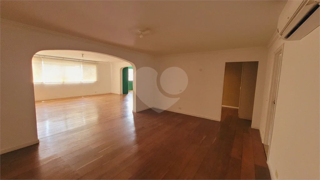 Apartamento sofisticado em localização privilegiada no Itaim Bibi – próximo ao Parque do Povo e Shopping JK Iguiatemi
