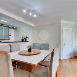 Apartamento Alto da Boa Vista em Condominio Clube