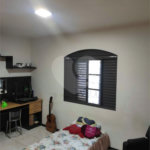 Casa térrea no Santa Felicia.