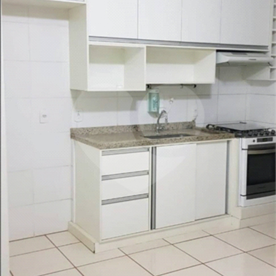 Apartamento à venda no condomínio Residencial Vancouver, em Araraquara-SP.