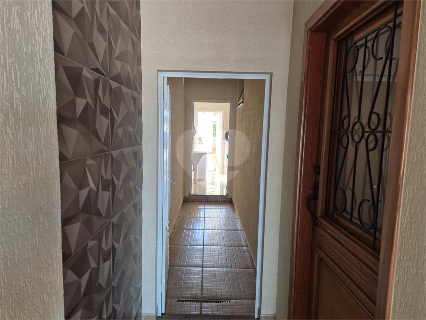 Casa com 2 Dormitórios á venda, em São Carlos.