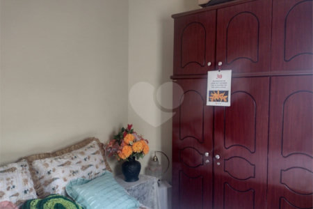 Casa térrea para venda.