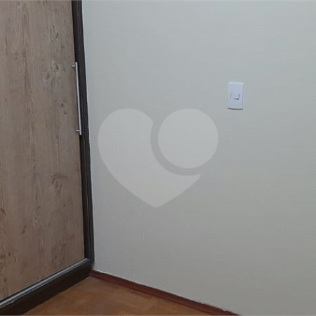 Casa espaçosa com 3 quartos e suíte em excelente bairro residencial!