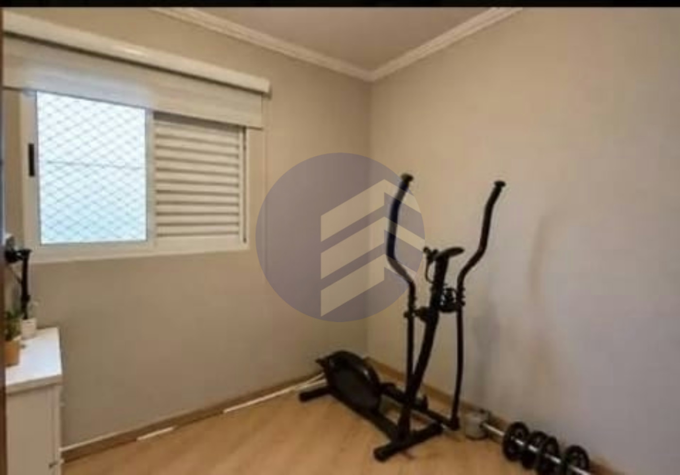 Casa à venda com 3 quartos, sendo 1 suíte, em Jardim Esmeralda, São Paulo - SP