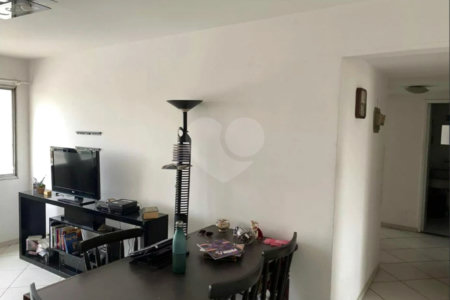 Apartamento à venda na Vila Prudente, 2 quartos