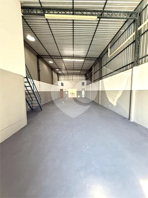 Salão Comercial para alugar no Bairro Água Branca