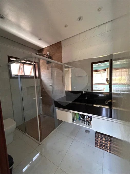 Casa para Venda ou Locação com opção de estar mobiliado no Condomínio Recanto Florido – Vinhedo/SP