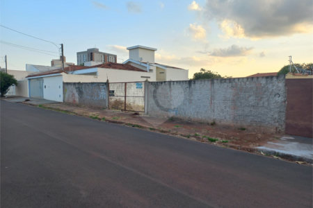 Terreno com 600,00 m².