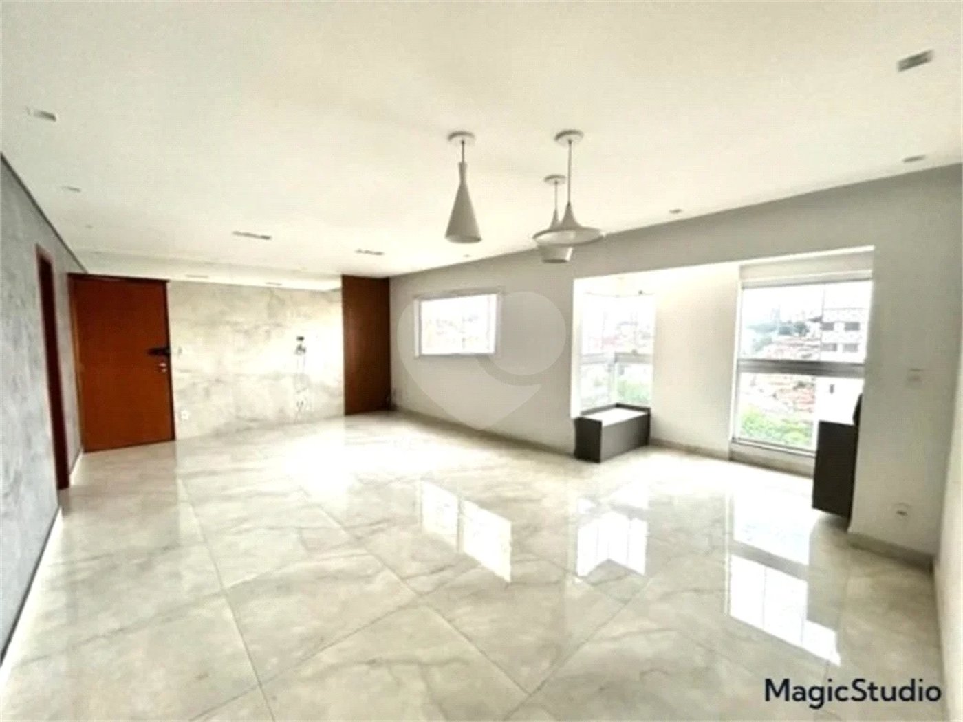 Apartamento com 138m², 3 dormitórios, sendo 3 suítes, 2 vagas de garagem, à venda na Vila Valparaiso em Santo André.