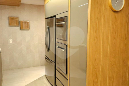 Apartamento 131 M2² vista LIVRE Vila Mariana SP 3 Suítes 4 banheiros 3 vagas escritório depósito e varanda gourmet integrada Aceita e estuda permuta