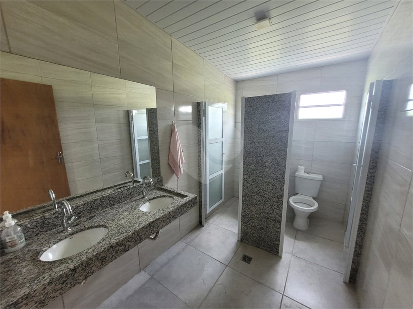 Sítio à Venda – 76.000m² com 5 casas de aluguel | Chácara Instância dos Reis – Monte Mor/SP