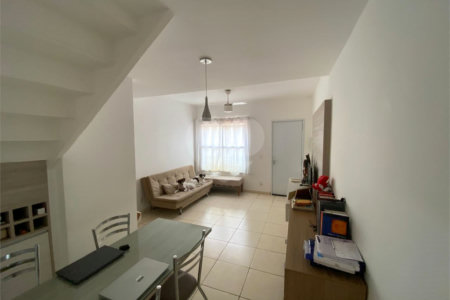 Casa à venda no Condomínio Vila Verde Sabará