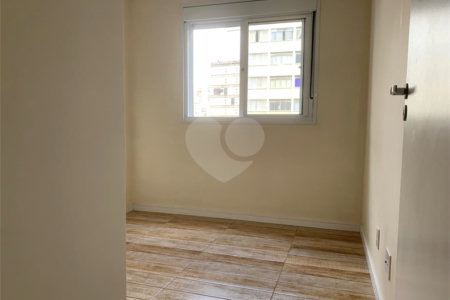 Apartamento Mobiliado ao Lado do Shopping Frei Caneca