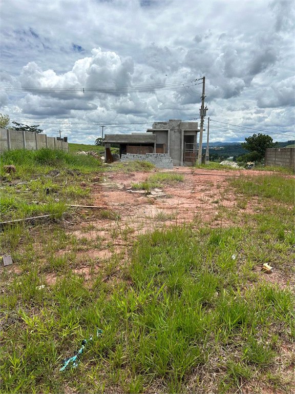 Terreno à venda no condomínio Altos da Floresta, Bom Jesus dos Perdões - SP