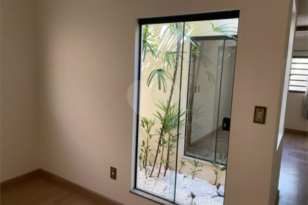 Casa térrea para venda no Planalto paraíso