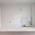 Apartamento no condomínio Monte Berlim