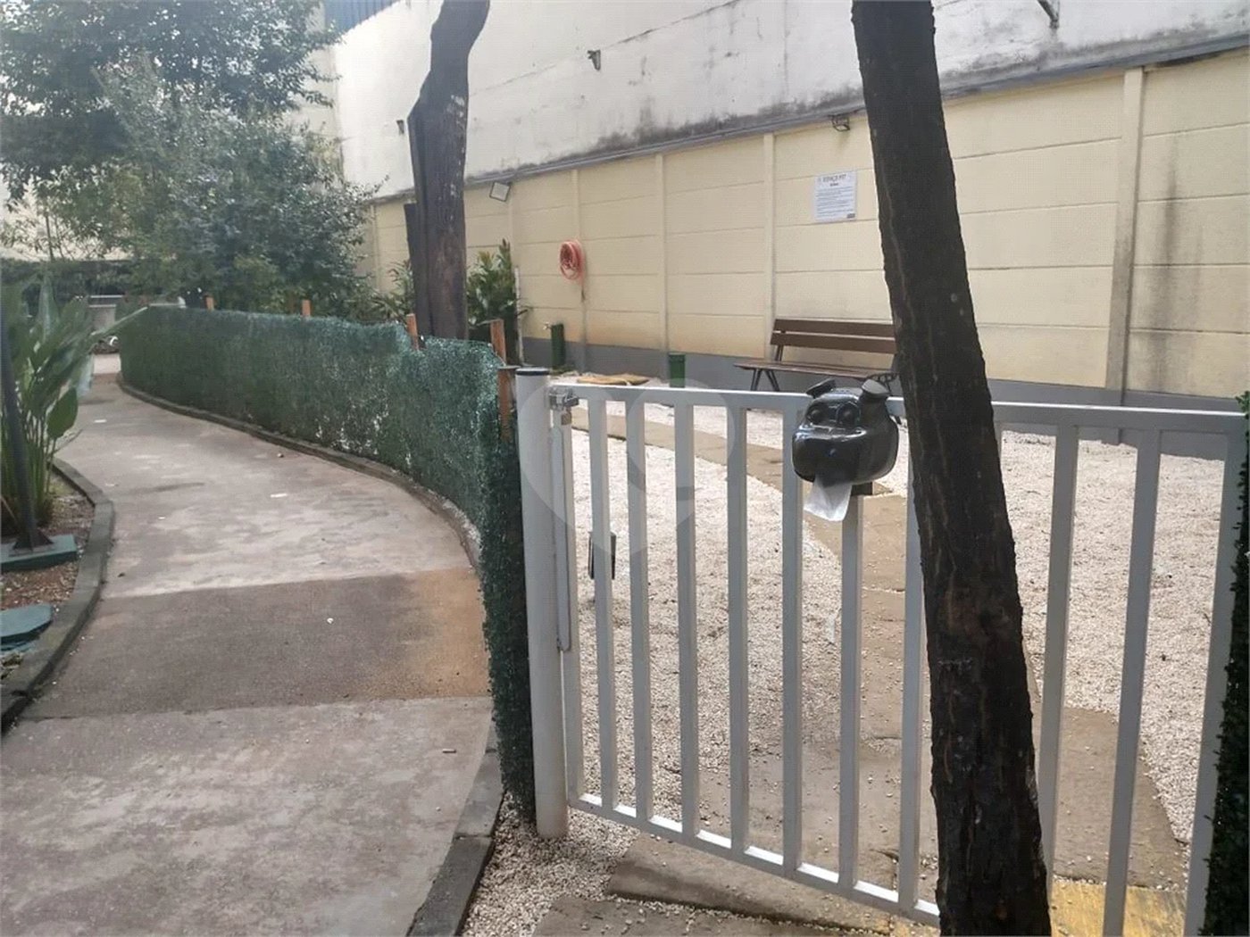 Apto no Cambuci de 55m2, com 2 dorms, 2 banheiros, 1 suíte, 1 vaga. Estuda permuta.