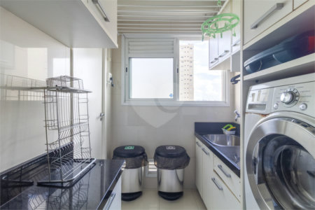 Apartamento para venda no Alto da Moóca, com 178 m², 3 suítes, 3 vagas.