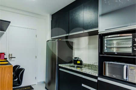 Studio à venda com 22m², 1 quarto, região da República, no Condomínio Think Home República