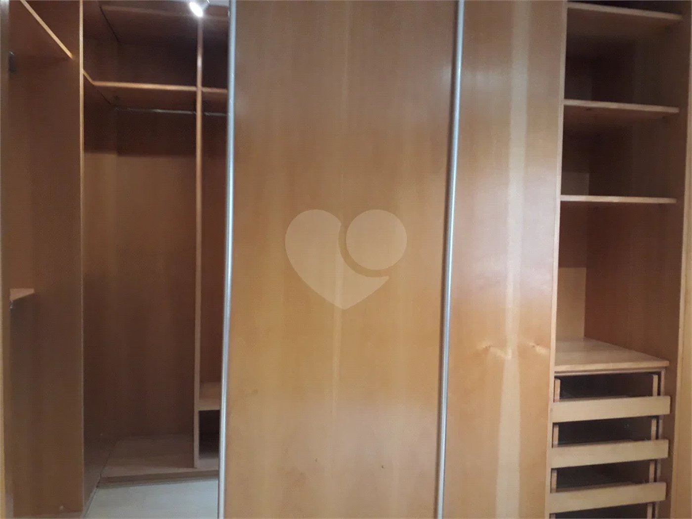Duas suítes e Duas vagas. Imperdível próximo ao Shopping Pateo Higienópolis.