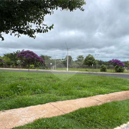 Lote de esquina à venda no Condomínio Faixa Azul
