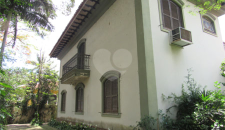Casa à venda com 4 suítes em Jardim Guedala, São Paulo, SP