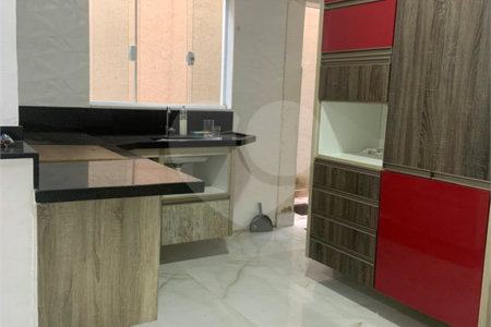 Casa em condomínio fechado no RESIDENCIAL VILA MORAES