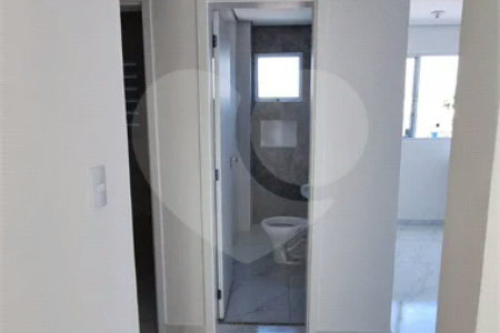 RESIDENCIAL TORRES NOBRES Apartamento com ótima distribuição e praticidade: 2 quartos 1 banheiro 1Sala Cozinha Área de serviço 1 vaga de garagem RESIDENCIAL TORRES NOBES