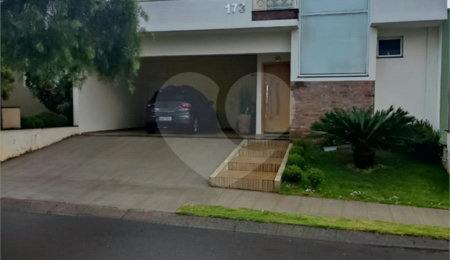 Casa à venda com 3 suítes no condomínio Village Damha II, São Carlos - SP