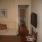 Casa térrea, impecável!
