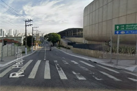 RARIDADE NA VILA SÔNIA! 2 CASAS NO MESMO TEERRENO , PODENDO SER TRANSFORMADAS EM KITCHNETS NA PORTA DO METRÔ - Você não vai encontrar outra oportunidade como esta! 280 m2 | Ideal para Studios