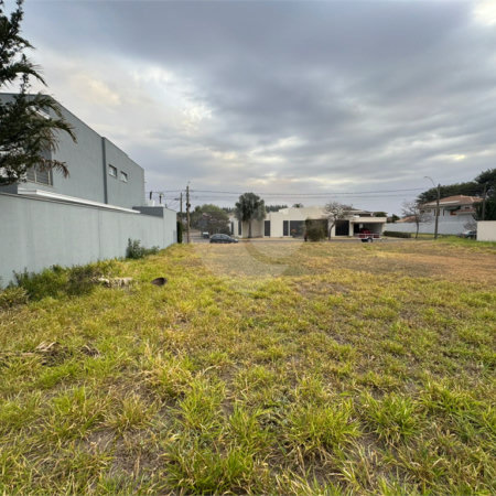 Terreno á venda, no Residencial Damha I, em São Carlos.