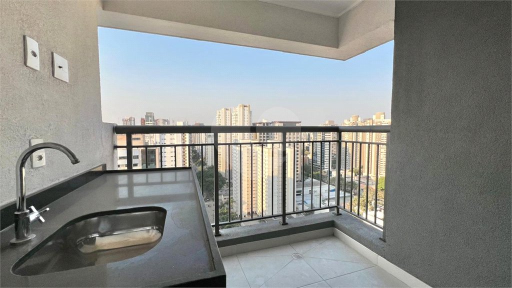 Apartamento para venda em MOEMA com 54,19m2, 2 quartos, varanda e 1 vaga coberta de garagem