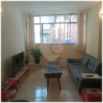 Apartamento mobiliado com 49 m² de área útil, 1 quarto, à venda na Bela Vista