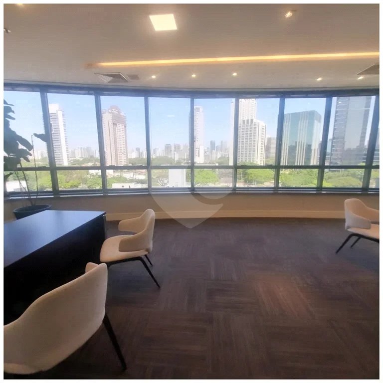 Olympic Tower 299 m² 8 Vagas de Garagem